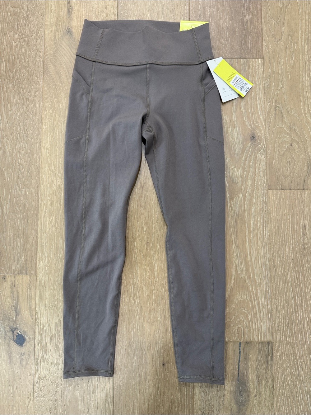 All in Motion Leggings in Taupe